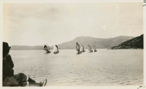 Image: Eskimo [Inuit] fishing boats racing
